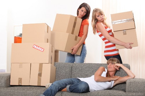 Preparing boxes and furniture for a Kingston house move